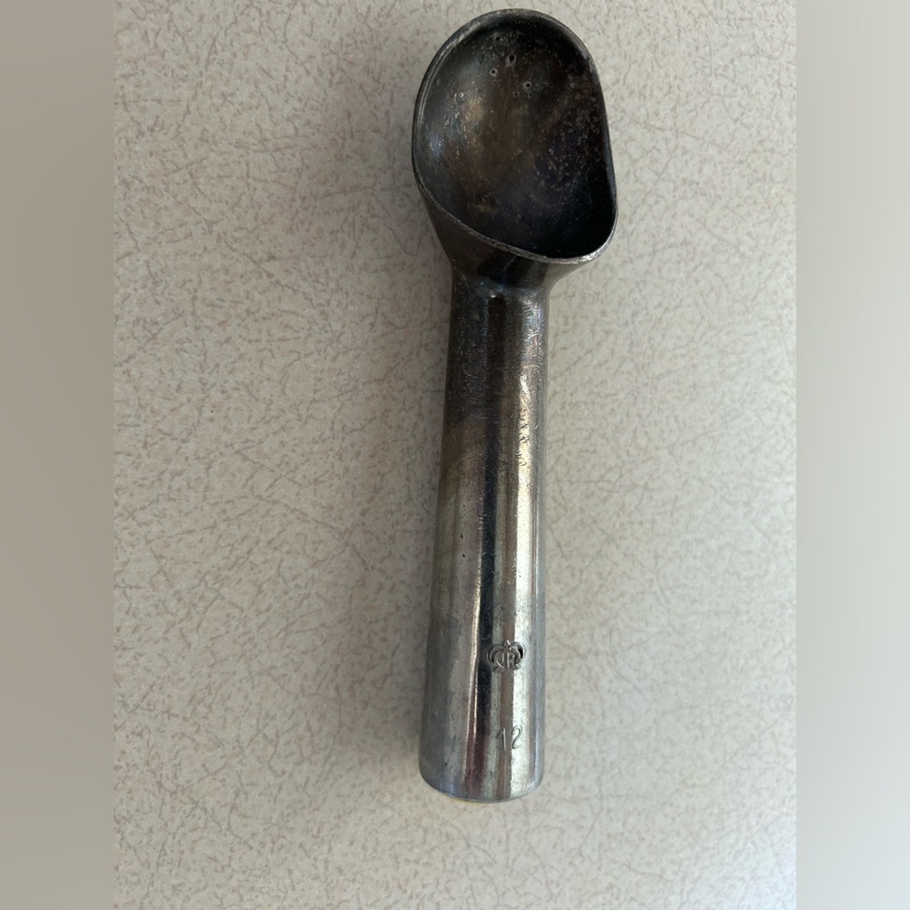 JR Ice Cream Scoop No 12 Yellow End Cap Vintage Kitchen Utensil